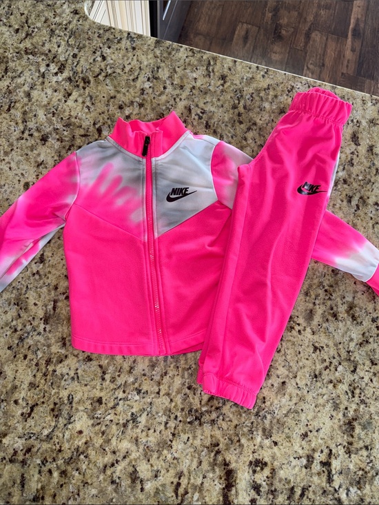 Nike Other - Nike Girl bright Pink and White Zip-Front Set